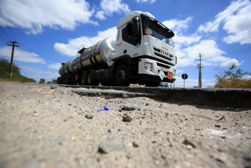 PEC da infraestrutura pode reverter quedas de investimentos públicos em transporte